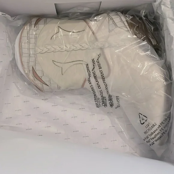 Dolce Vita Loral Ivory Croco Print Leather Western Ankle Boots - Picture 8 of 8